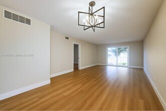 333 NW 17th Ct in Fort Lauderdale, FL - Building Photo - Building Photo