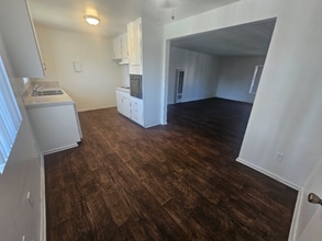 2239 E Lenita Ln in Santa Ana, CA - Building Photo - Building Photo