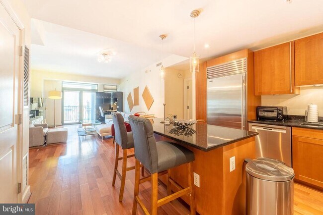 property at 2425 L St NW