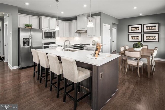 property at 116 Elmsley Ln