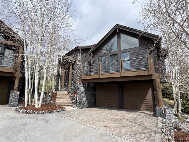 property at 19 S Rd