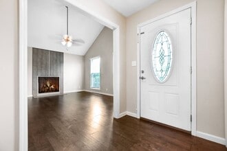 907 Lamont Ln in Clarksville, TN - Building Photo - Building Photo