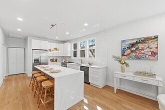 309 E Selma Ave in Tampa, FL - Foto de edificio - Building Photo