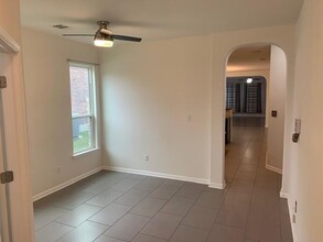 3451 Mayfield Ranch Blvd in Round Rock, TX - Foto de edificio - Building Photo