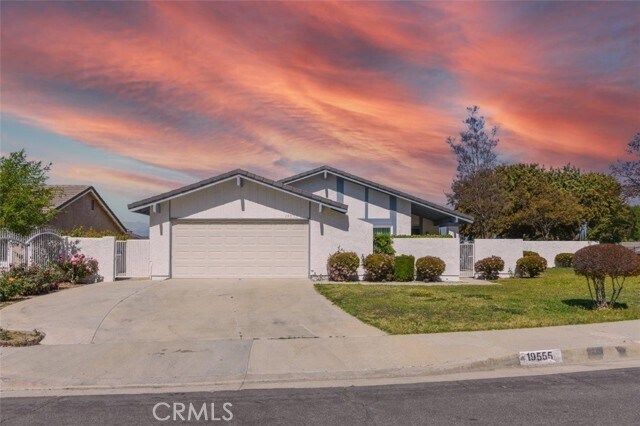 19555 Quicksilver Ln in Rowland Heights, CA - Building Photo