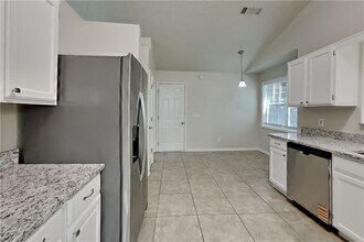 3472 Erin Glen NW in Kennesaw, GA - Building Photo - Building Photo