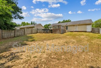 2033 Ashton Rd in Fayetteville, NC - Building Photo - Building Photo