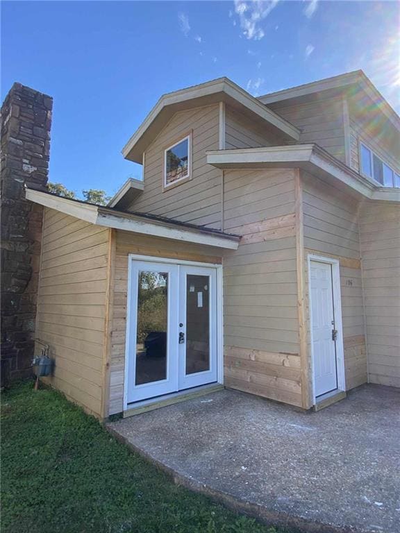 property at 13759 Turnberry Ln