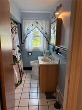 51 Sweetbriar Ave in East Providence, RI - Building Photo - Building Photo