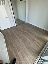 430-3430 Square One Dr in Mississauga, ON - Building Photo - Building Photo