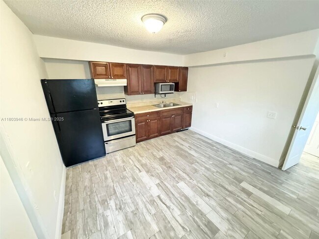 property at 605 S J St
