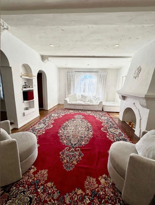 8673 W Olympic Blvd, Unit 8673 in Los Angeles, CA - Building Photo - Building Photo