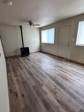 1218 Main St in Lyons, OR - Building Photo - Building Photo