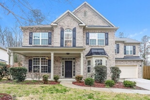 5432 The Vyne Ave in Atlanta, GA - Building Photo