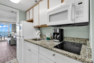 647 N Creekside Dr in Murrells Inlet, SC - Building Photo - Building Photo