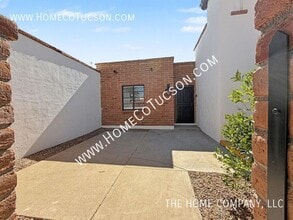 413 W Pso Solana in Green Valley, AZ - Building Photo - Building Photo