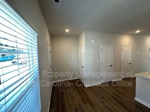 1835 Autumn Mist Dr in Winston-Salem, NC - Building Photo - Building Photo