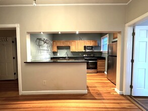 181 Paris St, Unit #1 in Boston, MA - Building Photo - Building Photo