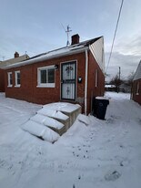 16910 Palda Dr in Cleveland, OH - Building Photo