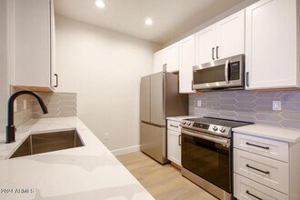 20707 N 67th Ave, Unit 3 in Glendale, AZ - Building Photo - Building Photo