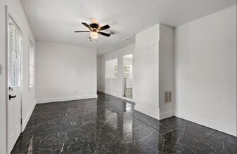 4303 Dacca Dr in Houston, TX - Building Photo - Building Photo