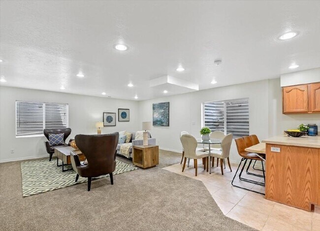 13682 S Blayde Dr in Herriman, UT - Building Photo - Building Photo