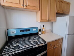 1770 Meridian Ave in Miami Beach, FL - Building Photo - Building Photo