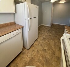 4116 Loveridge Road in Pittsburg, CA - Building Photo - Interior Photo