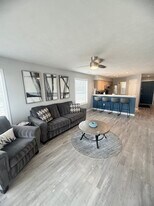 469 White River Dr in Myrtle Beach, SC - Building Photo