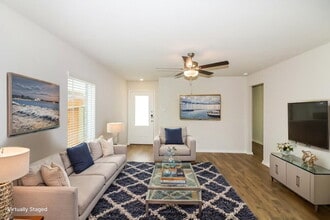 7510 Tipton Meadow Way in Richmond, TX - Foto de edificio - Building Photo