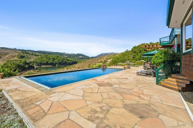 6381 Nicasio Valley Rd in Nicasio, CA - Building Photo - Building Photo