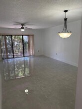 5835 W 20th Ave in Hialeah, FL - Building Photo - Building Photo