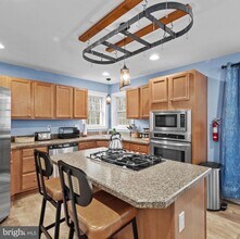 1141 Riverside Heights W in Pocono Lake, PA - Building Photo - Building Photo