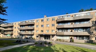 Cultural Gardens Apartments in Euclid, OH - Building Photo