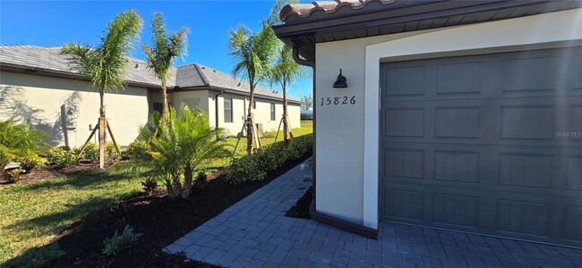 15826 Sunny Day Dr, Unit 112-303 in Bradenton, FL - Building Photo - Building Photo