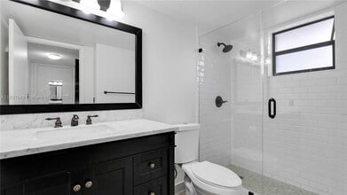 13000 SW 92nd Ave in Miami, FL - Building Photo - Building Photo