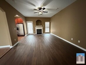 2473 Capella Cir SW in Atlanta, GA - Foto de edificio - Building Photo