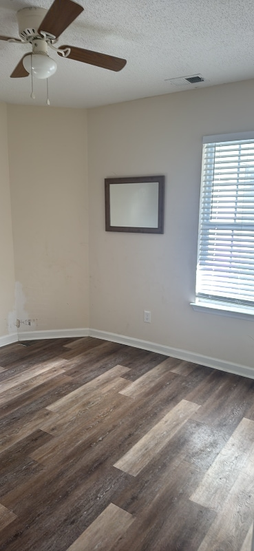 7337 Leghorn St in Savannah, GA - Foto de edificio - Building Photo