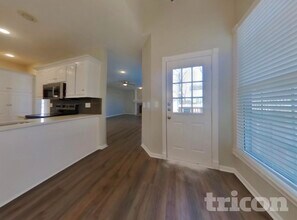 414 Highcliffe Dr in Lee's Summit, MO - Building Photo - Building Photo