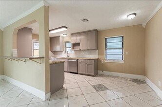 1350 Strawberry St in League City, TX - Building Photo - Building Photo