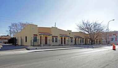 Broadway Apartments in Albuquerque, NM - Building Photo - Building Photo