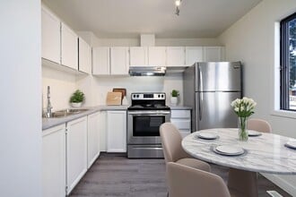 Point West Townhouses in Edmonton, AB - Building Photo - Building Photo