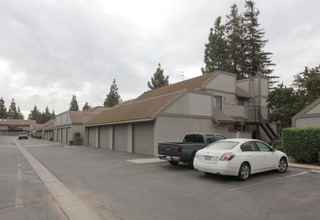 Terrace View Apartments in Fresno, CA - Building Photo - Building Photo