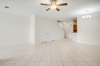 3103 Grandiflora Dr in Greenacres, FL - Building Photo - Building Photo