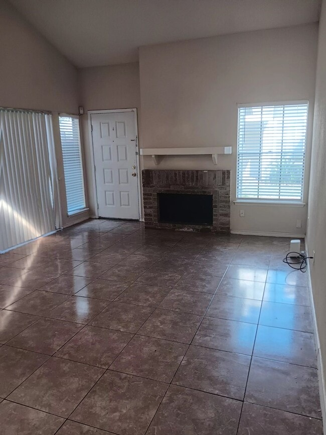 11941 Bob White Dr in Houston, TX - Building Photo - Building Photo