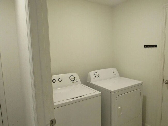 1622 Orne St in Mascotte, FL - Building Photo - Building Photo