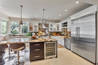 7141 E Lago Dr in Coral Gables, FL - Building Photo - Building Photo