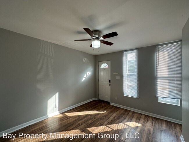 1149 W Cross St photo'