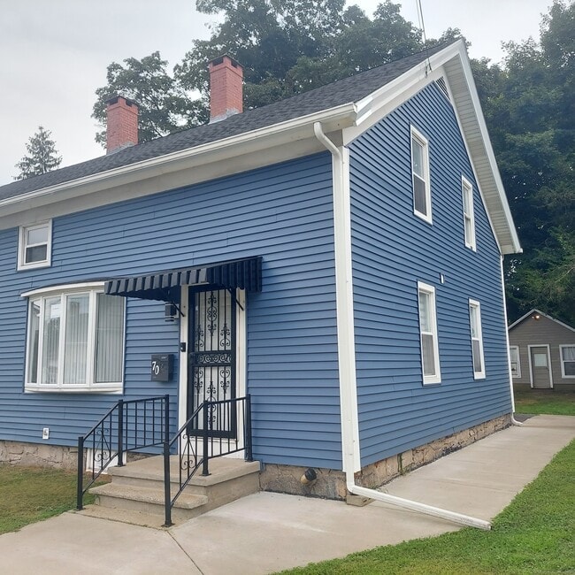 70 Providence St in Norwich, CT - Building Photo - Building Photo