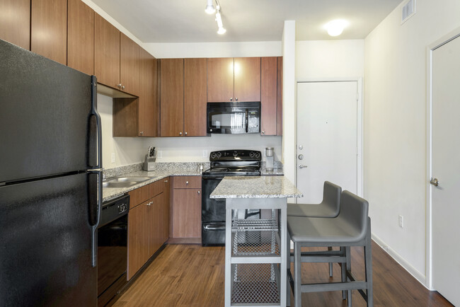 7865 Grove Ct W-Unit -19-1412 in Germantown, TN - Building Photo - Building Photo